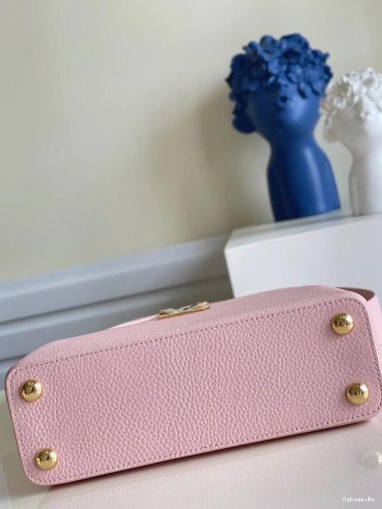 LOUIS VUITTON CAPUCINES BB 0523